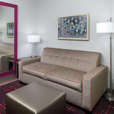 Home2 Suites By Hilton Orlando Airport Eksteriør billede