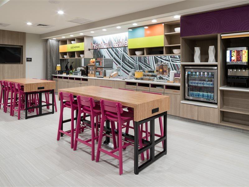 Home2 Suites By Hilton Orlando Airport Eksteriør billede