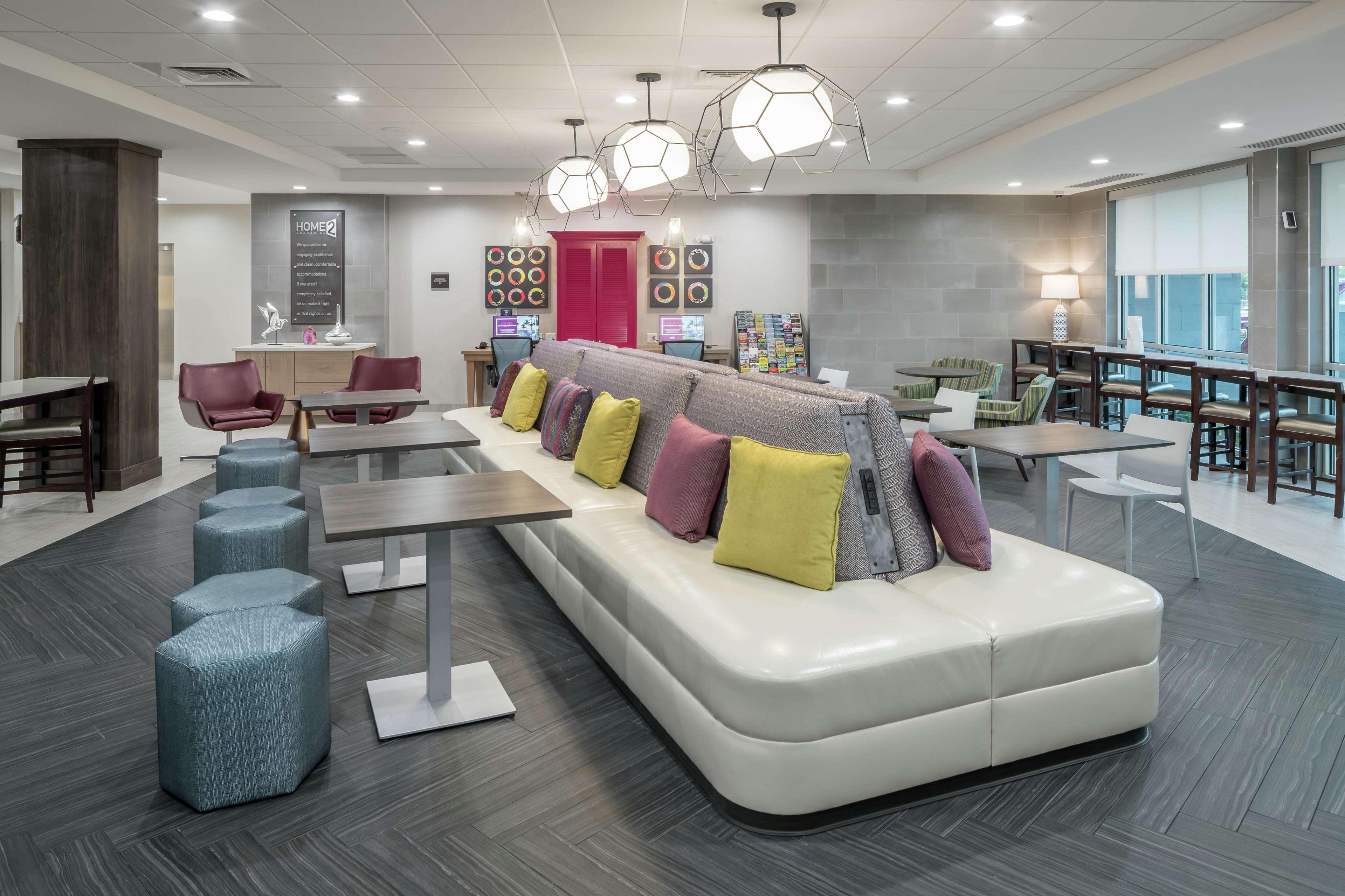 Home2 Suites By Hilton Orlando Airport Eksteriør billede