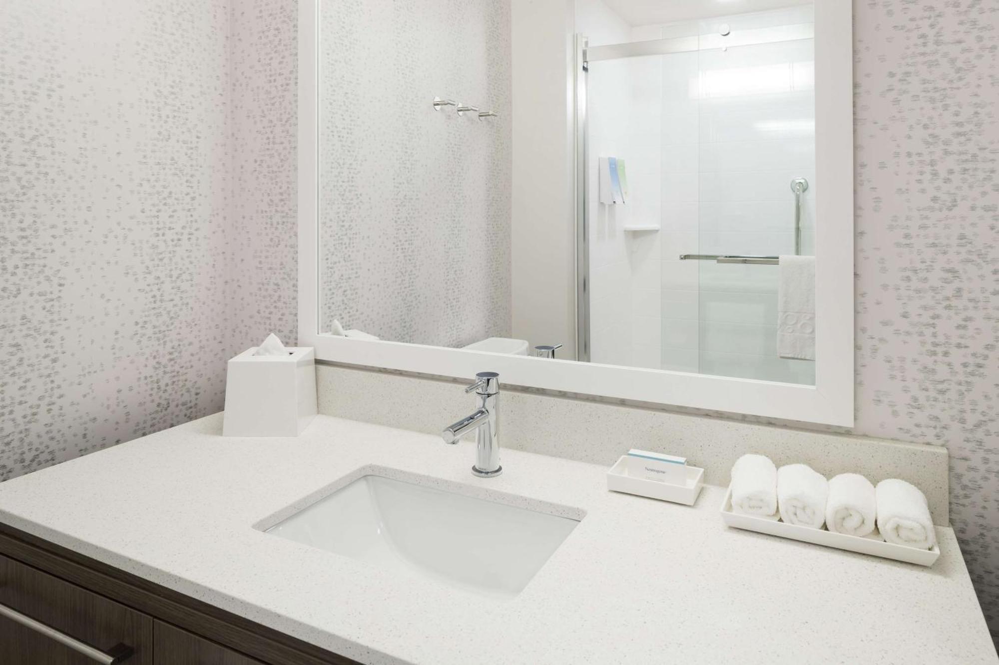 Home2 Suites By Hilton Orlando Airport Eksteriør billede